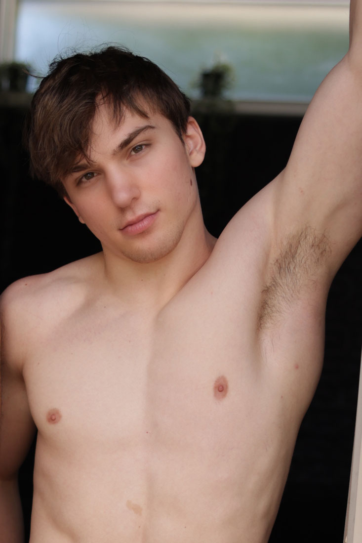 Asher Rose Anulingus