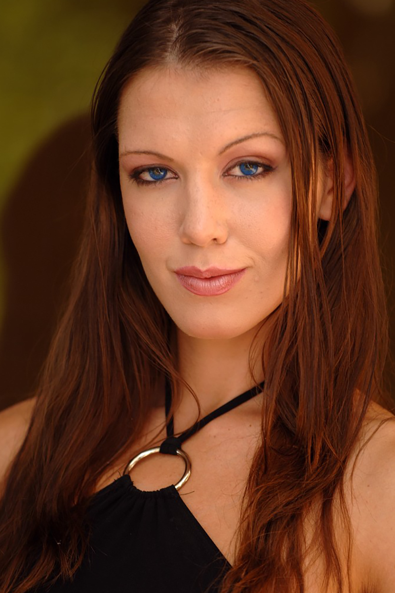 Photo HD Alicia Alighatti - 7