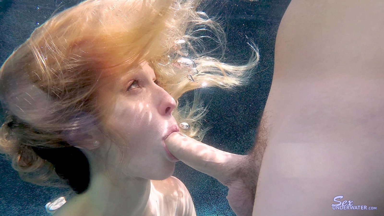 Sucks & Strokes - Victoria Gracen