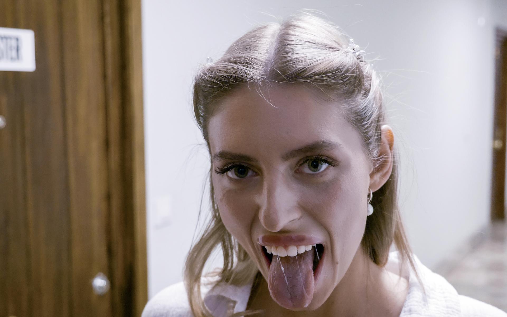 Fanta Sie #3 - Bukkake - Behind The Scenes - Goodbye Cumshot