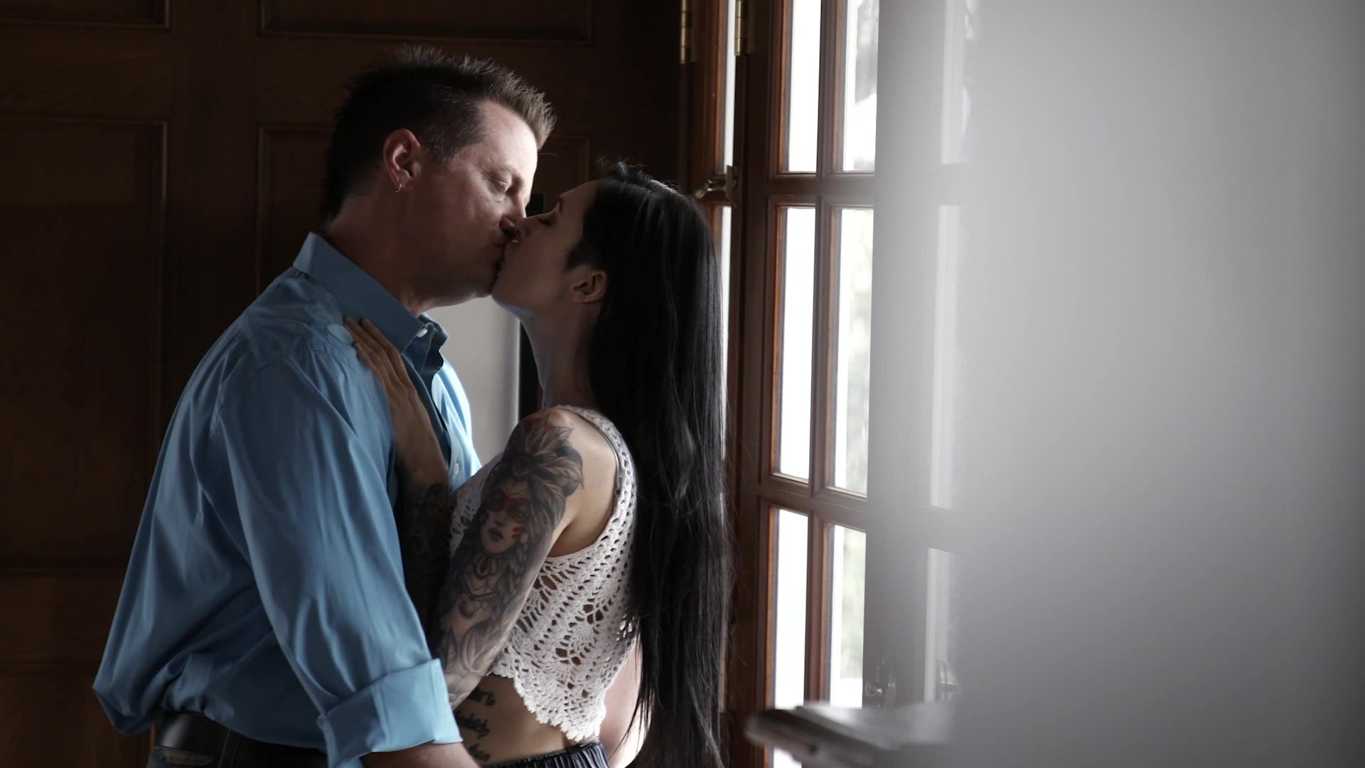 Sexy Teen Gets Fucked by Her Stepfather and Squirts