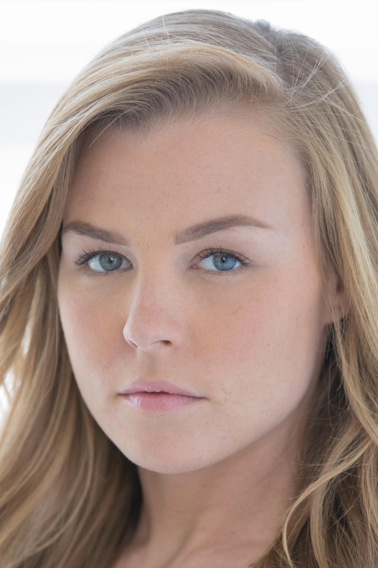 Photo HD Nicole Clitman - 3