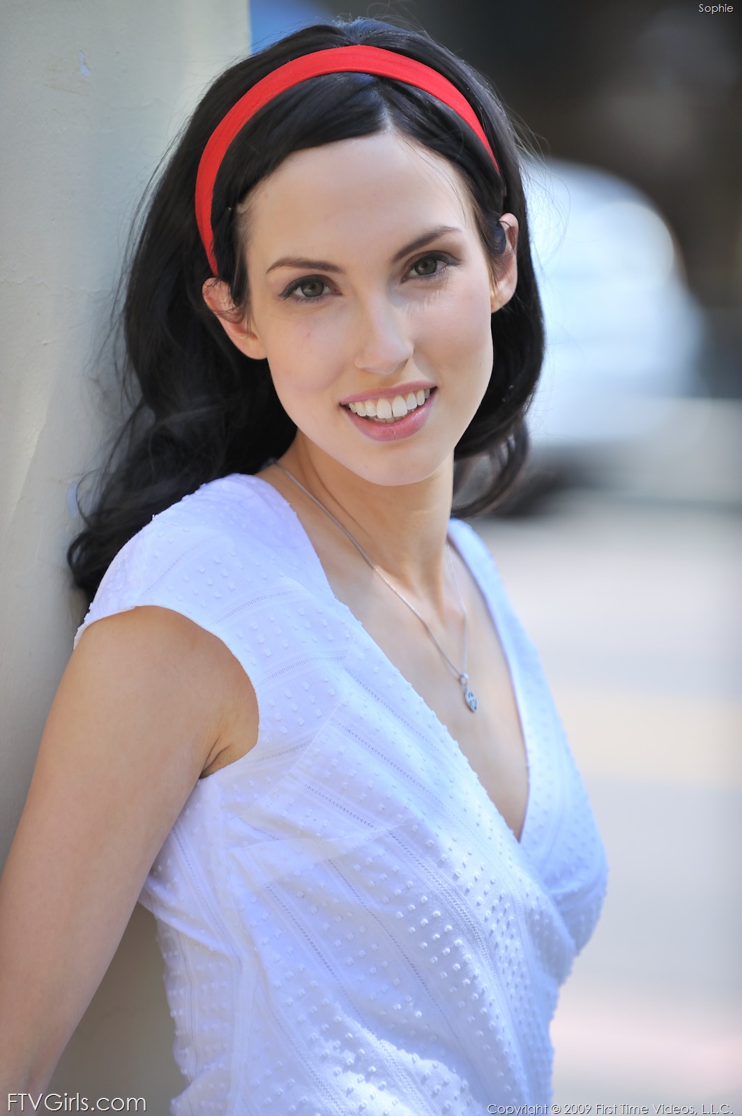 Sophie Strauss Squirt