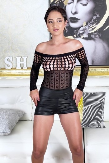 Photo HD Ruby Walker - 2