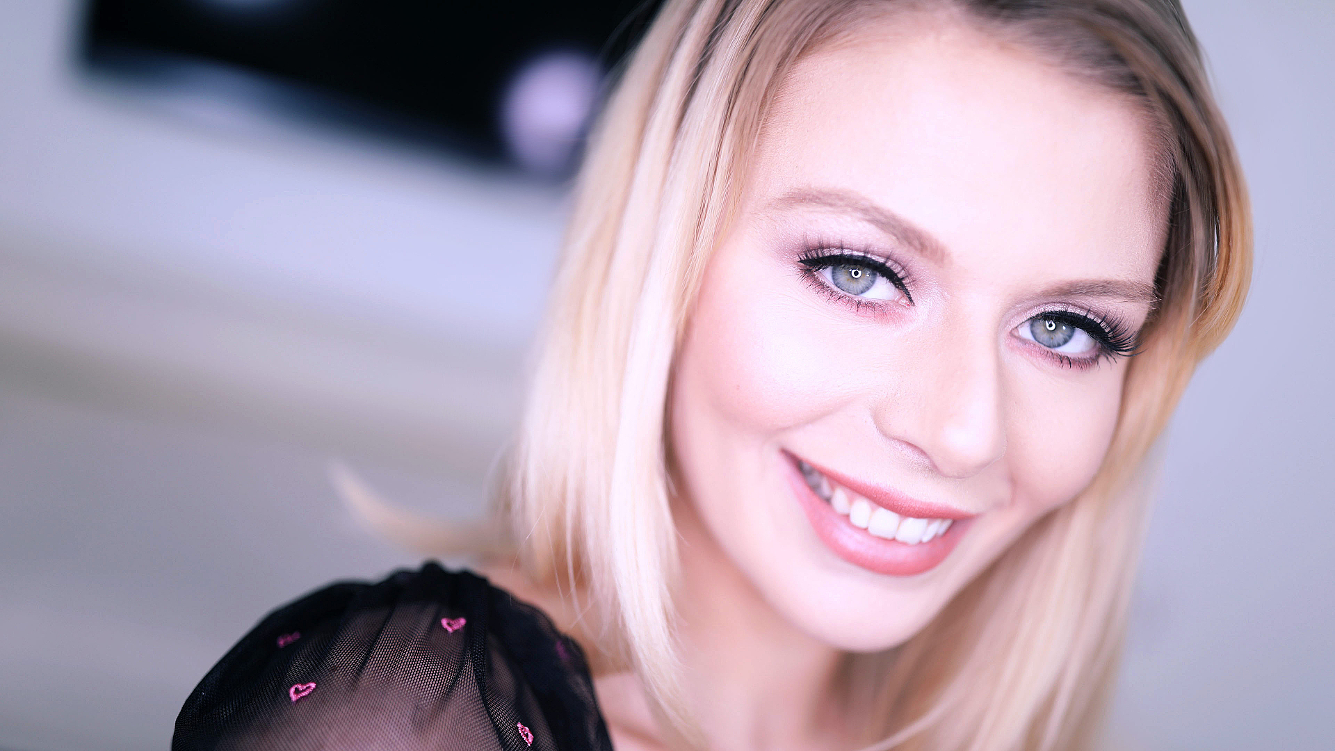 Amateur Allure Introduces Sahara Skye, a Busty Blonde That Loves Sex