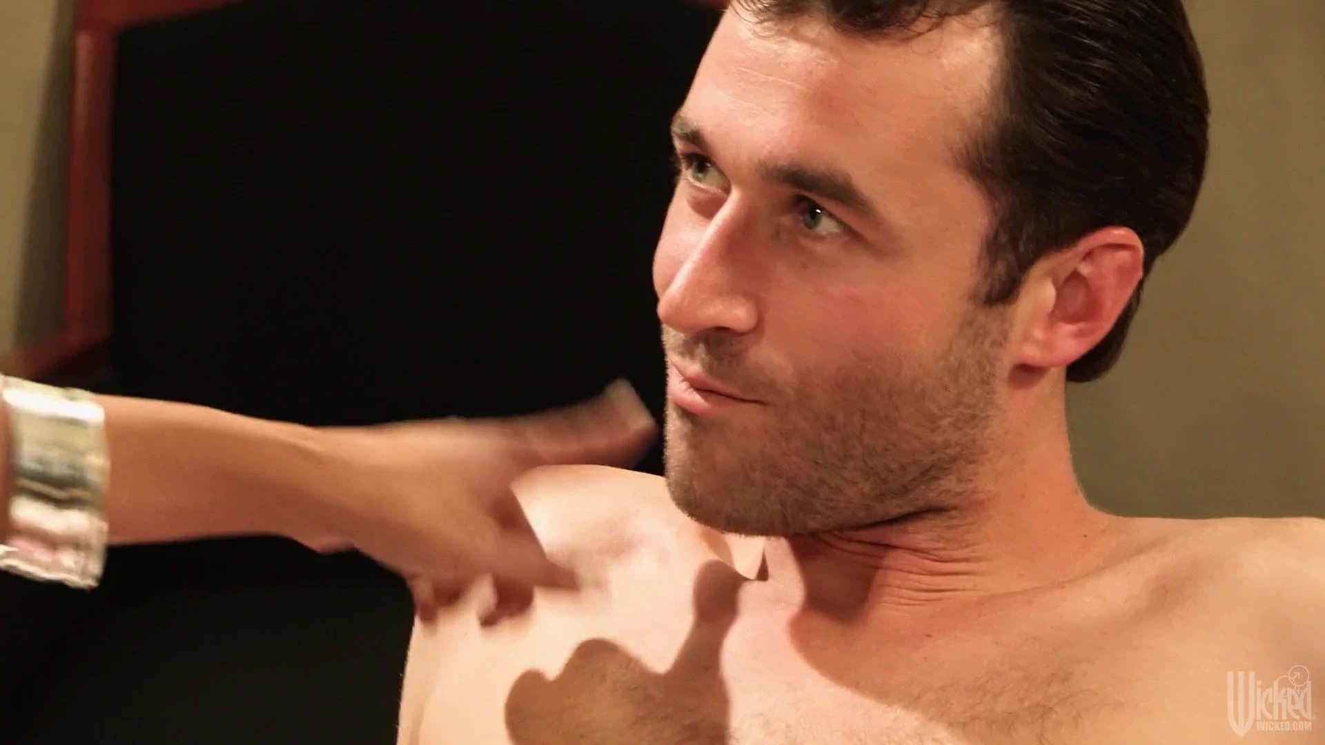 Hotel No Tell Scene 3