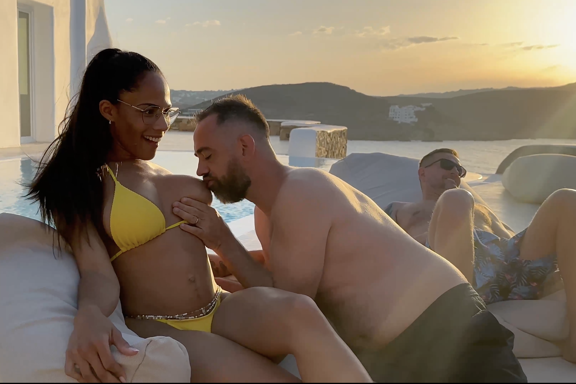 Last night at the villa