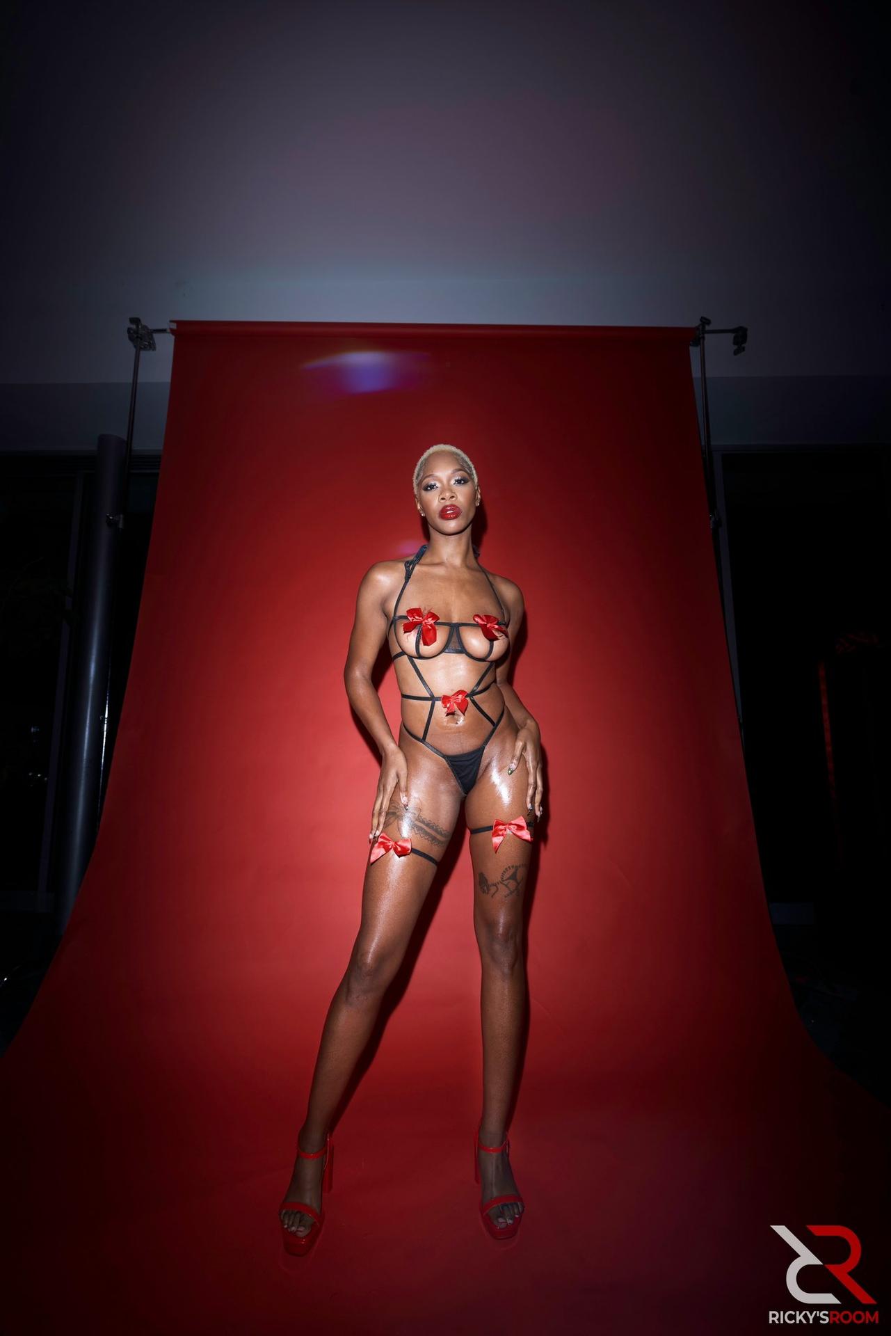 Photo HD Mani the Muse - 4