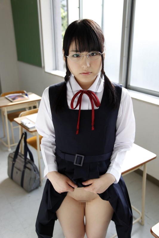 Photo HD Mamiru Momone - 2