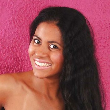 India Amazonas Fessée