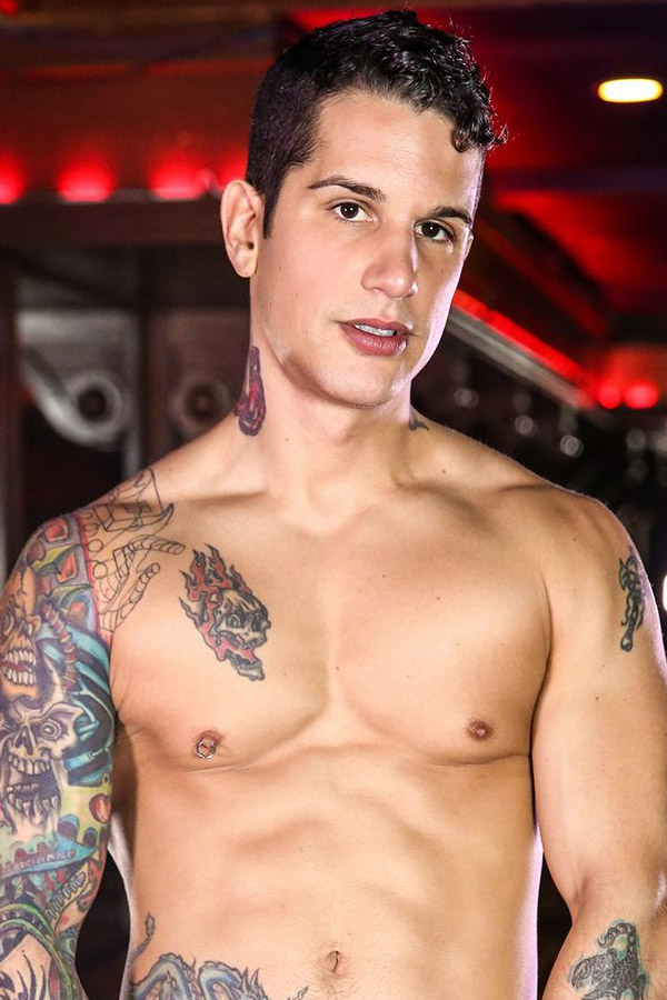 Photo HD Pierre Fitch - 7