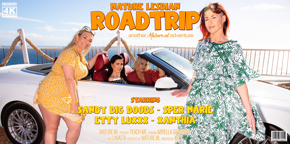 Four Lesbian MILFs lick wachothers pussy under the sun