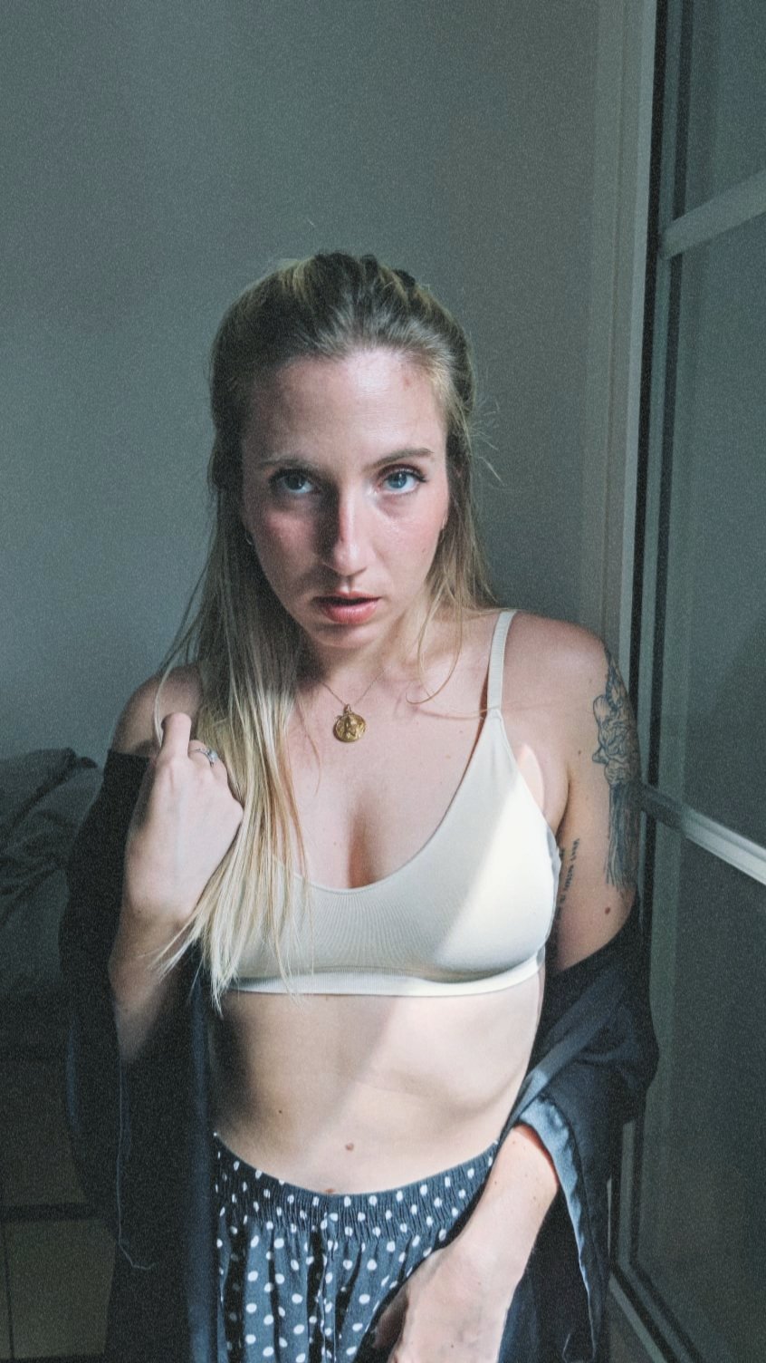 Photo HD Jane Jones - 2