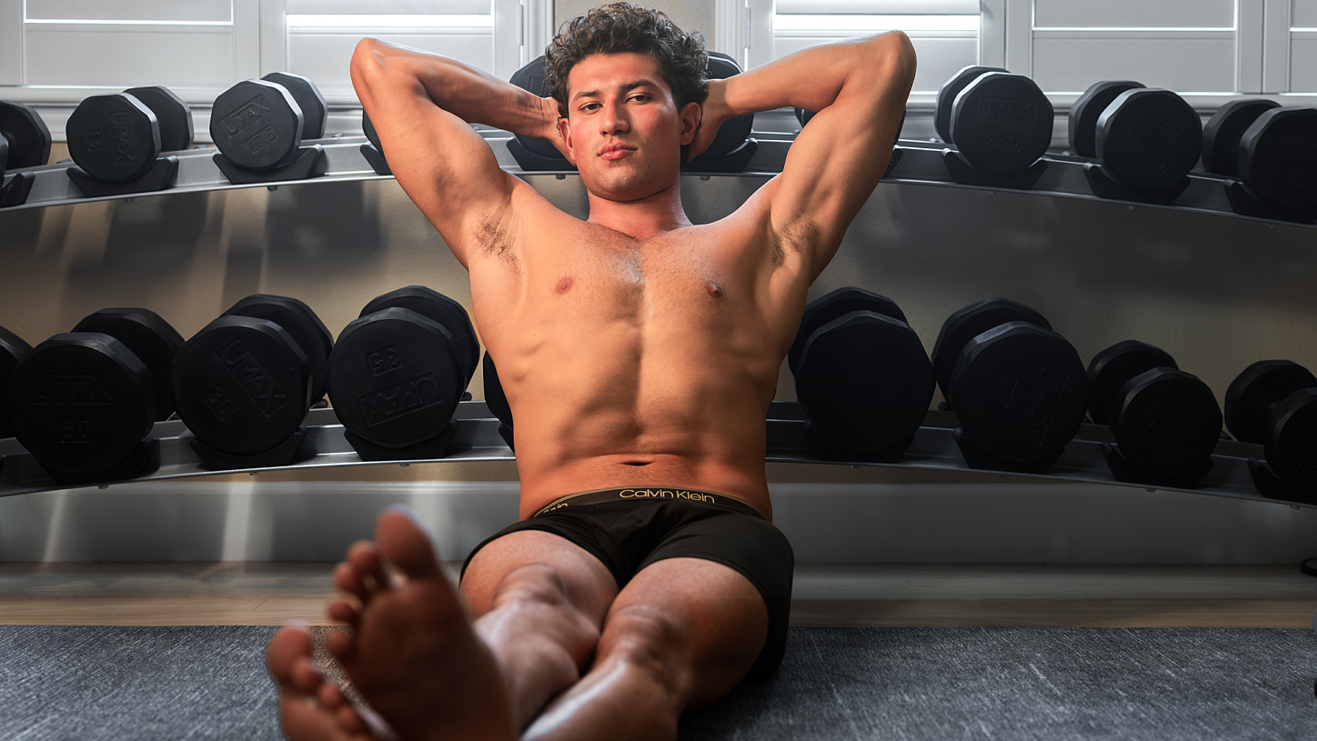 Enzo Works Out