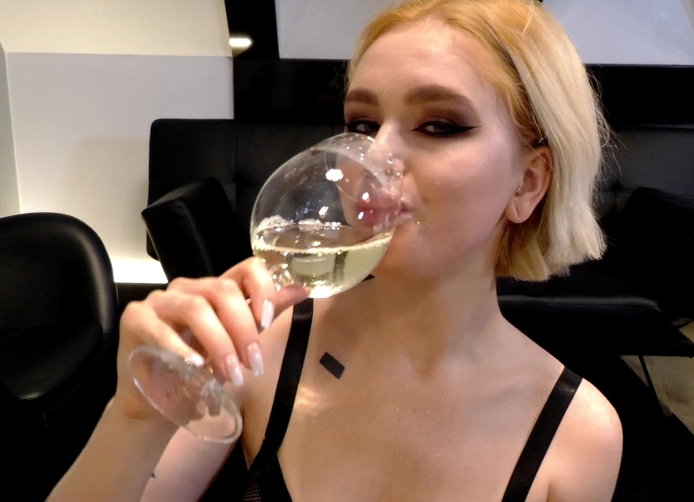 Real Life Porno 22: Greta Foss - Rimming, Piss Drinking and Hard Sex.