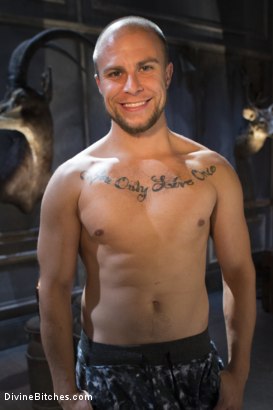 Photo HD Eli Hunter - 7