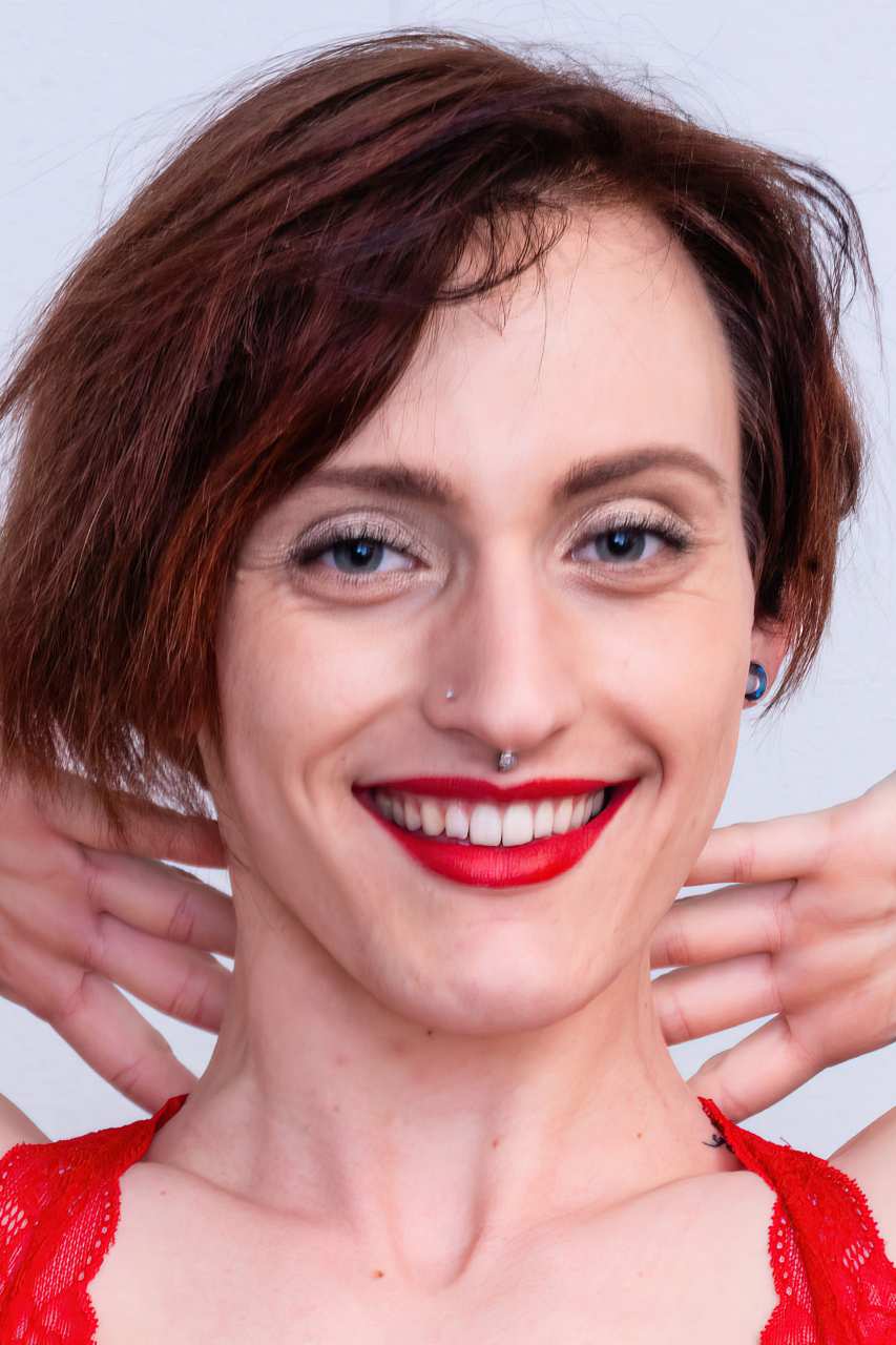 Lauren Laurent ATK Natural & Hairy