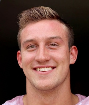 Photo HD Max Warner - 1