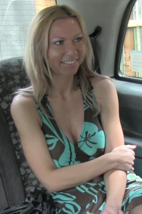 Destiny Devine Fessée