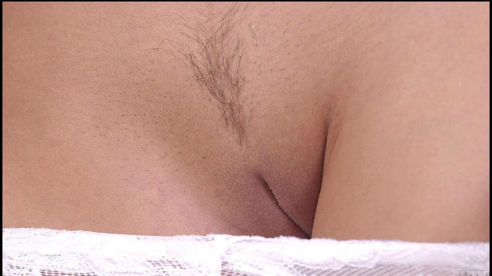 Hot blonde babe plays with her feet and a dildo!