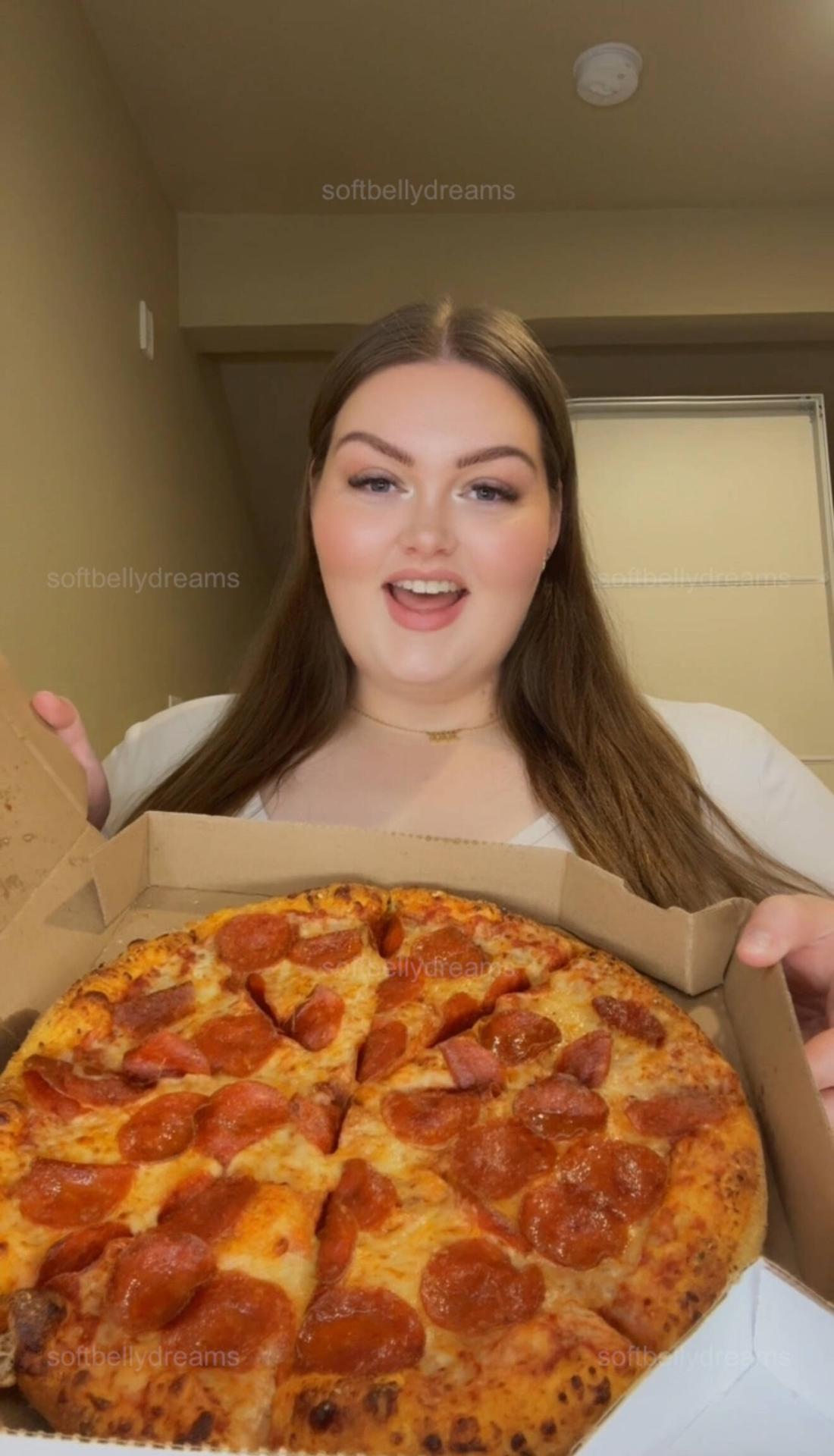 Ultimate Domino’s Belly Stuffing Feast 🍕🐷💦