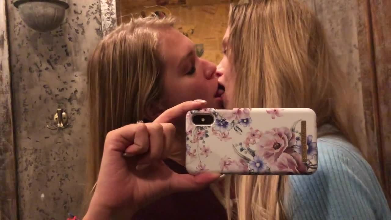 Lina Napoli Pack - Video 1