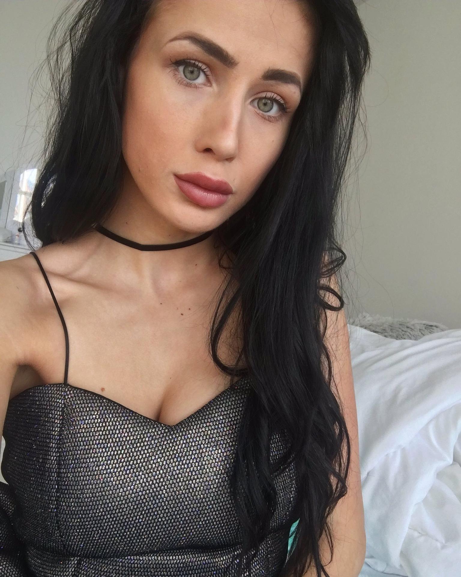 Photo HD Nicole Love - 1