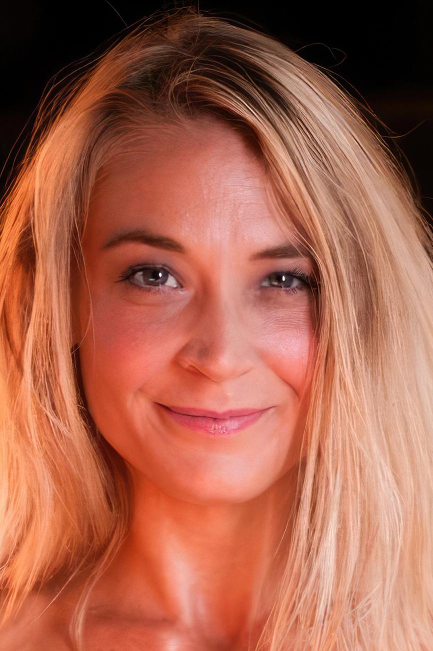 Photo HD Ally Wild - 1