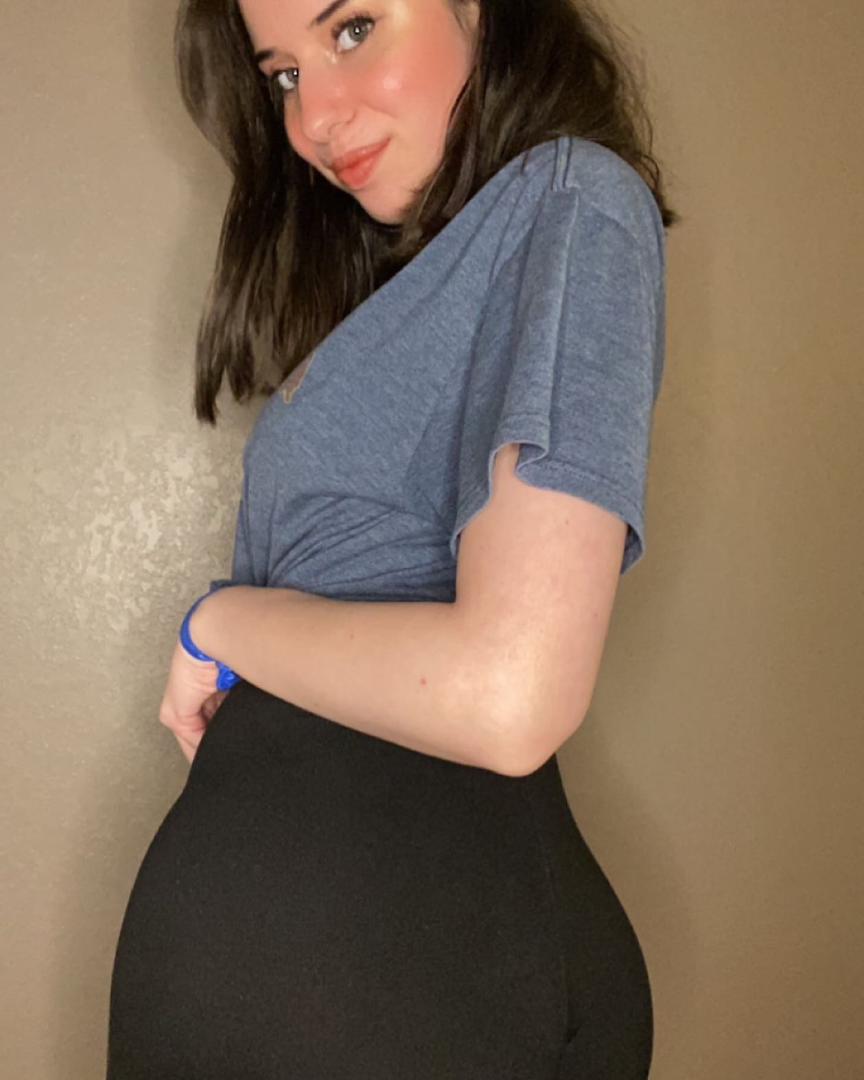 Photo HD Alison Fields - 5