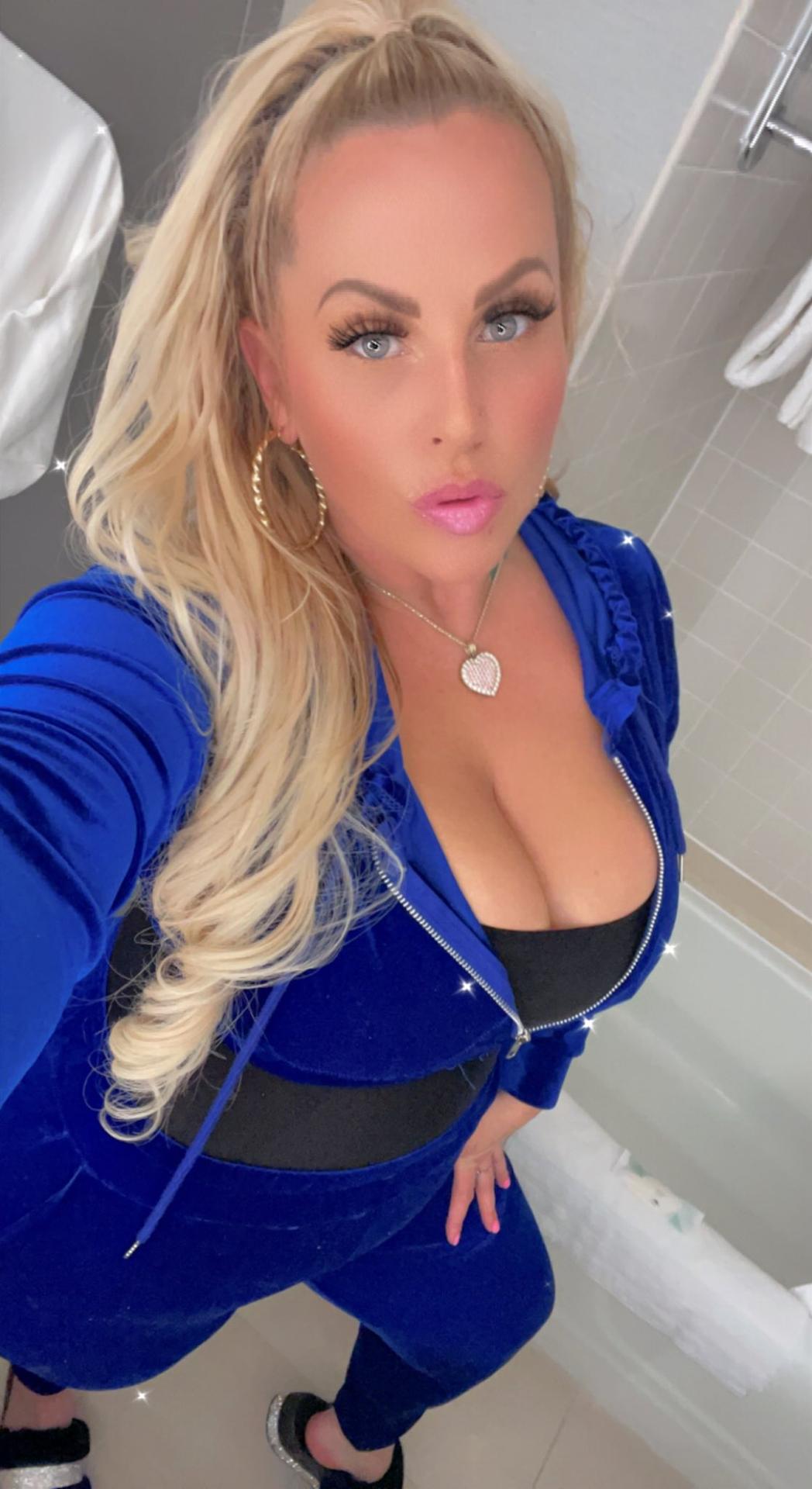 Mistress Delicious Squirt