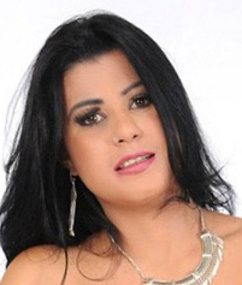 Amanda Souza Fessée