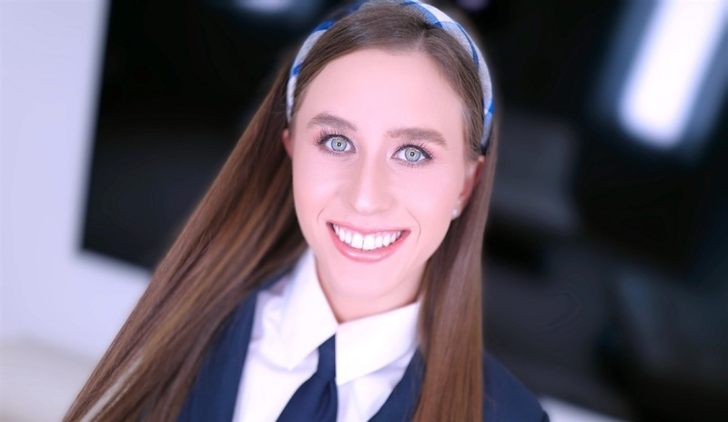 Amateur Allure Introduces Kourtney Rae, Naughty Schoolgirl That Loves to Suck, Fuck and Swallow