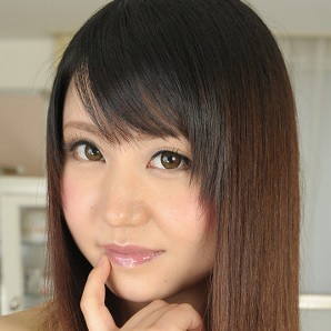 Anri Yamashita Fessée