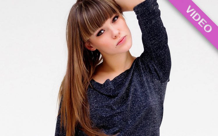 #063 Elegance in Fashion