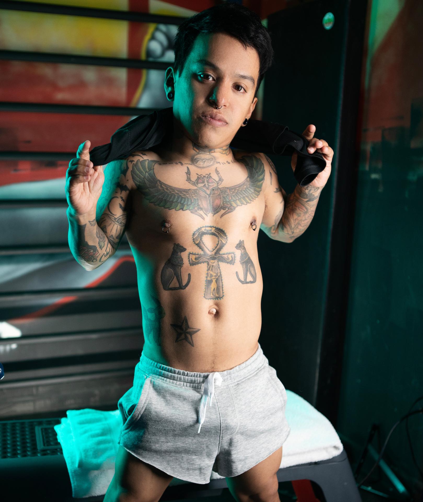 Adrian Zuki Gorge profonde