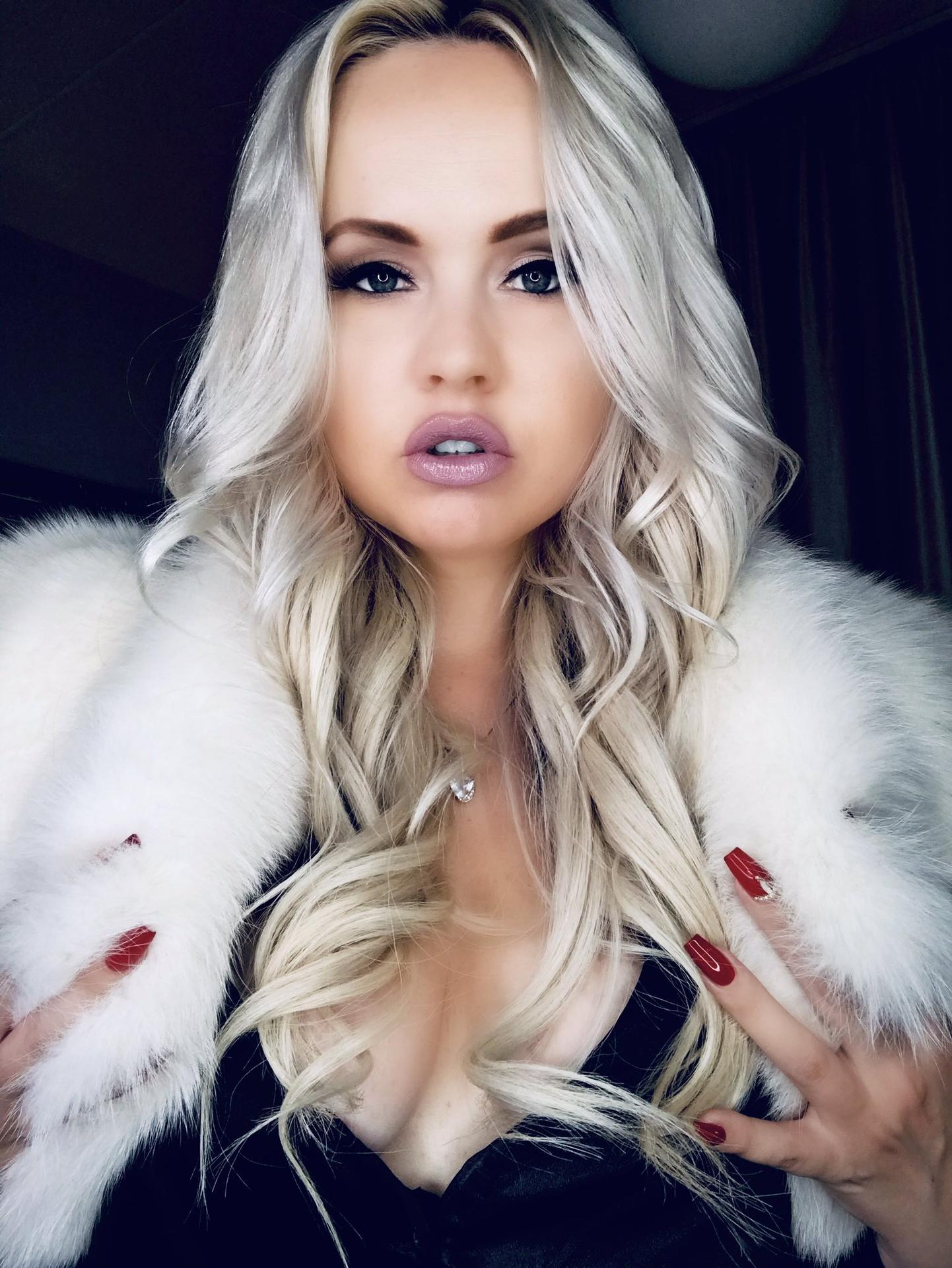 Photo HD Helena Sin - 6