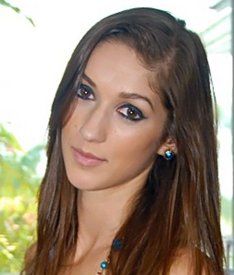 Mila Gabor Sexe en groupe