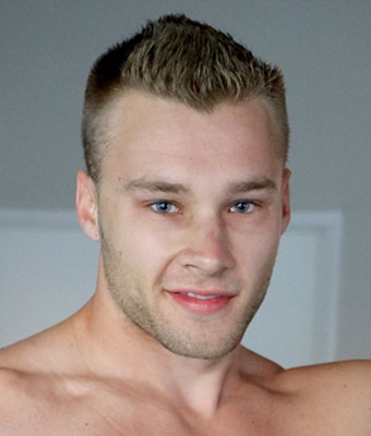 Photo HD Kyle Holmes - 1