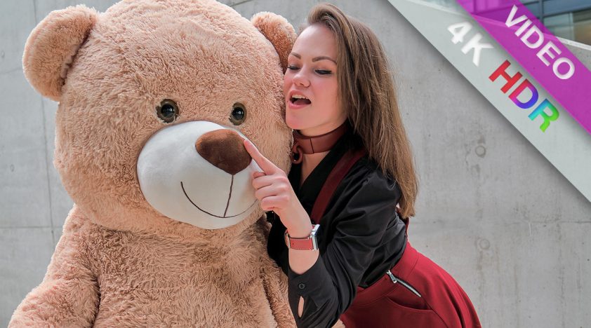 #374 Me & Xay One having fun (+ red collar)