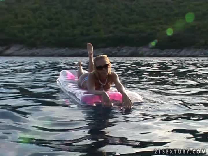 Skinny dippin'