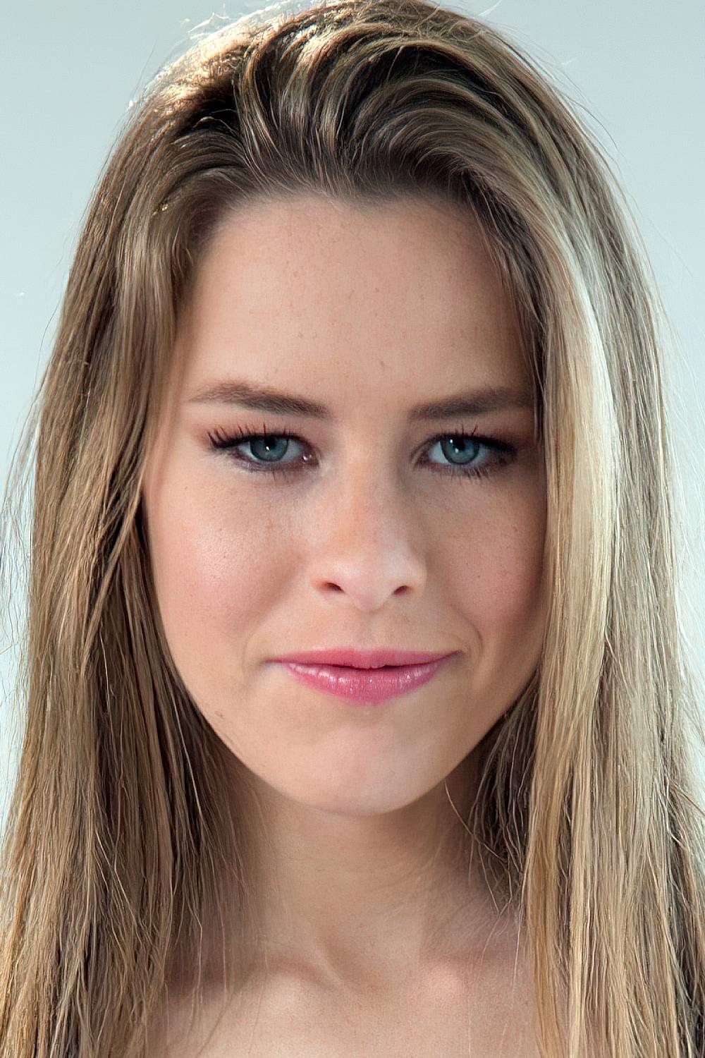 Photo HD Lilly Lit - 1