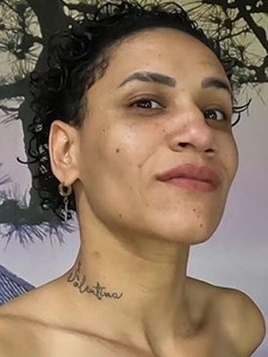 Photo HD Agatha Kent - 5