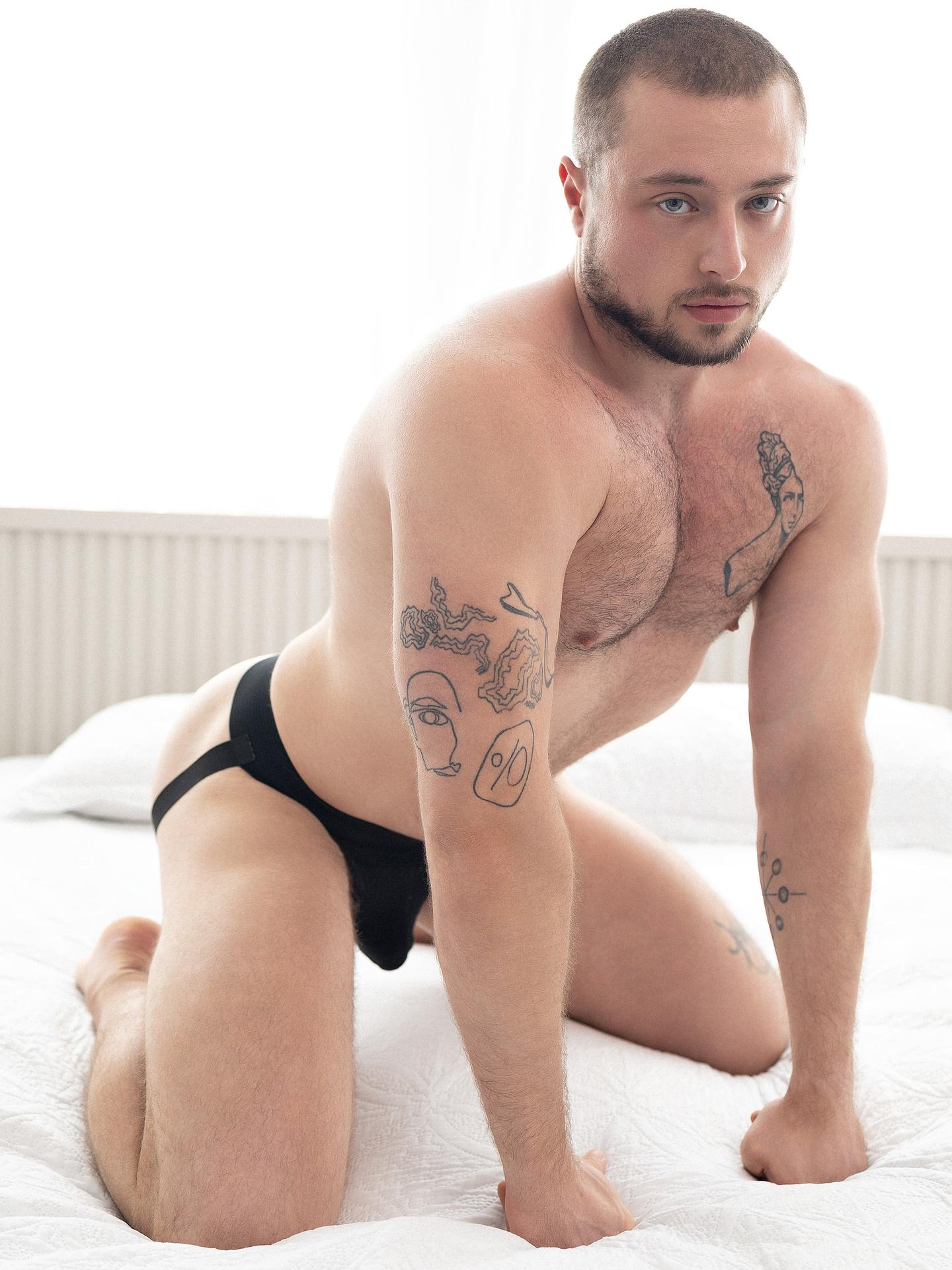 Renato Chaotic Evil Fessée