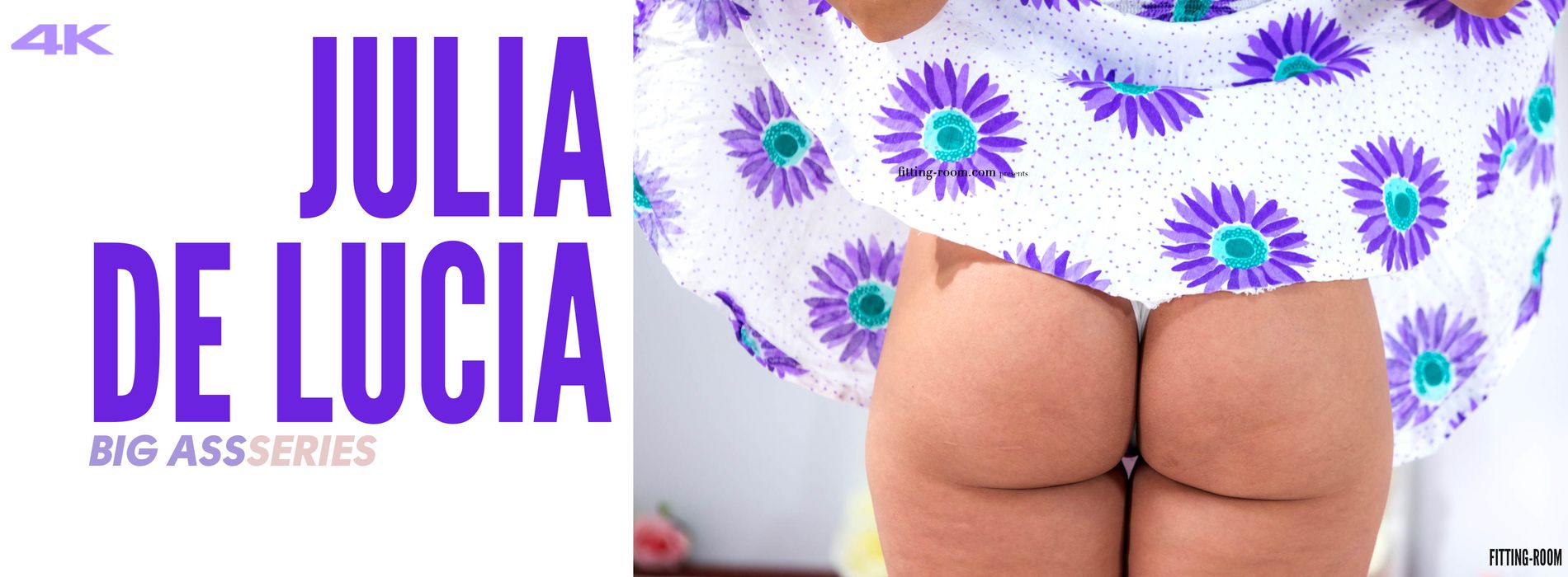 Julia De Lucia | Spank Dat Ass