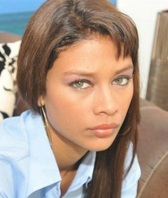 Liz Paola Mi Primer Porno