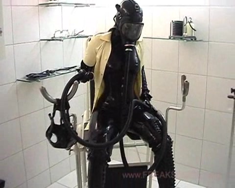 Bizarre Freaky RUBBERDOLL #2