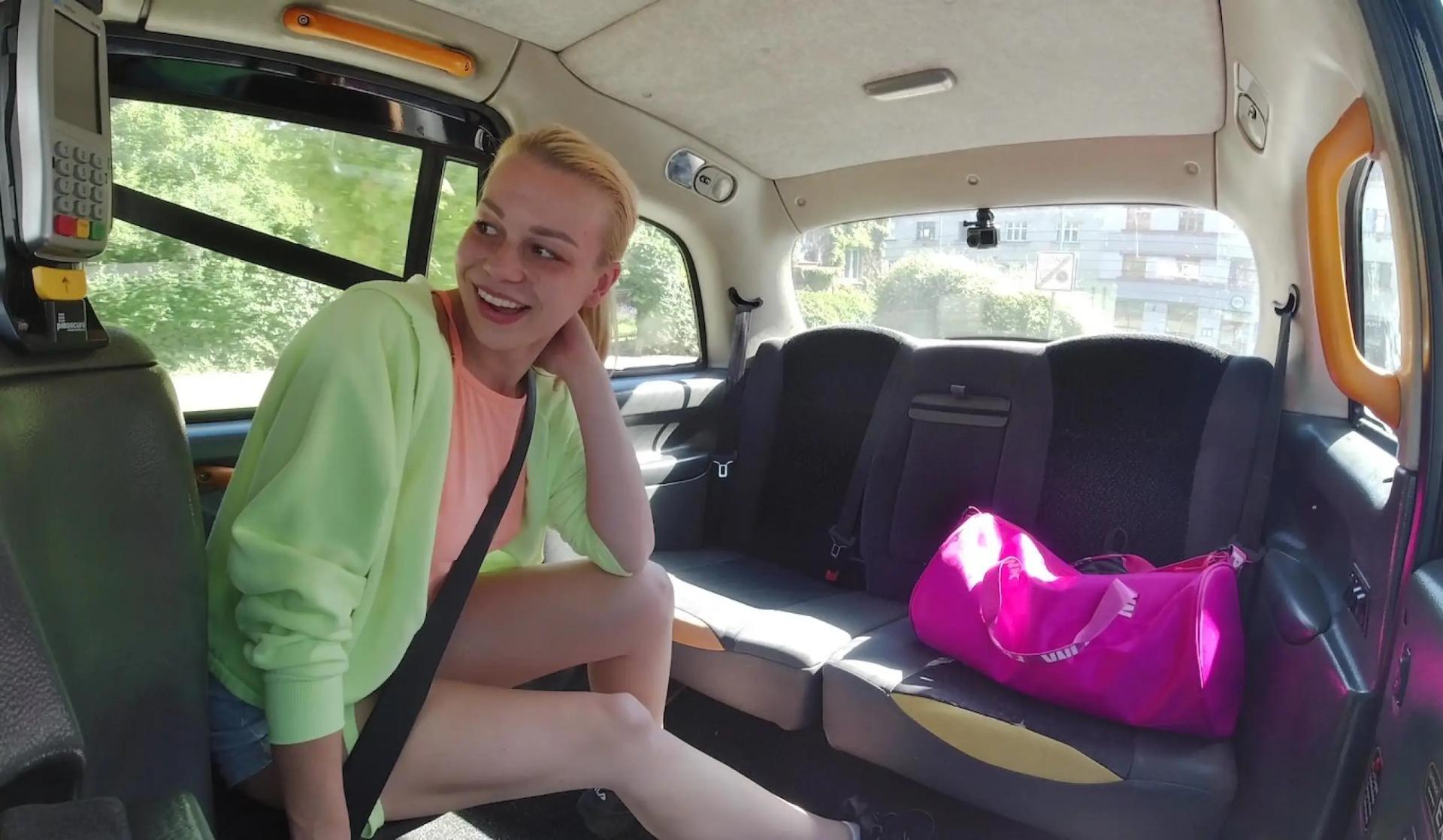 Horny driver helps to choose a swimsuit