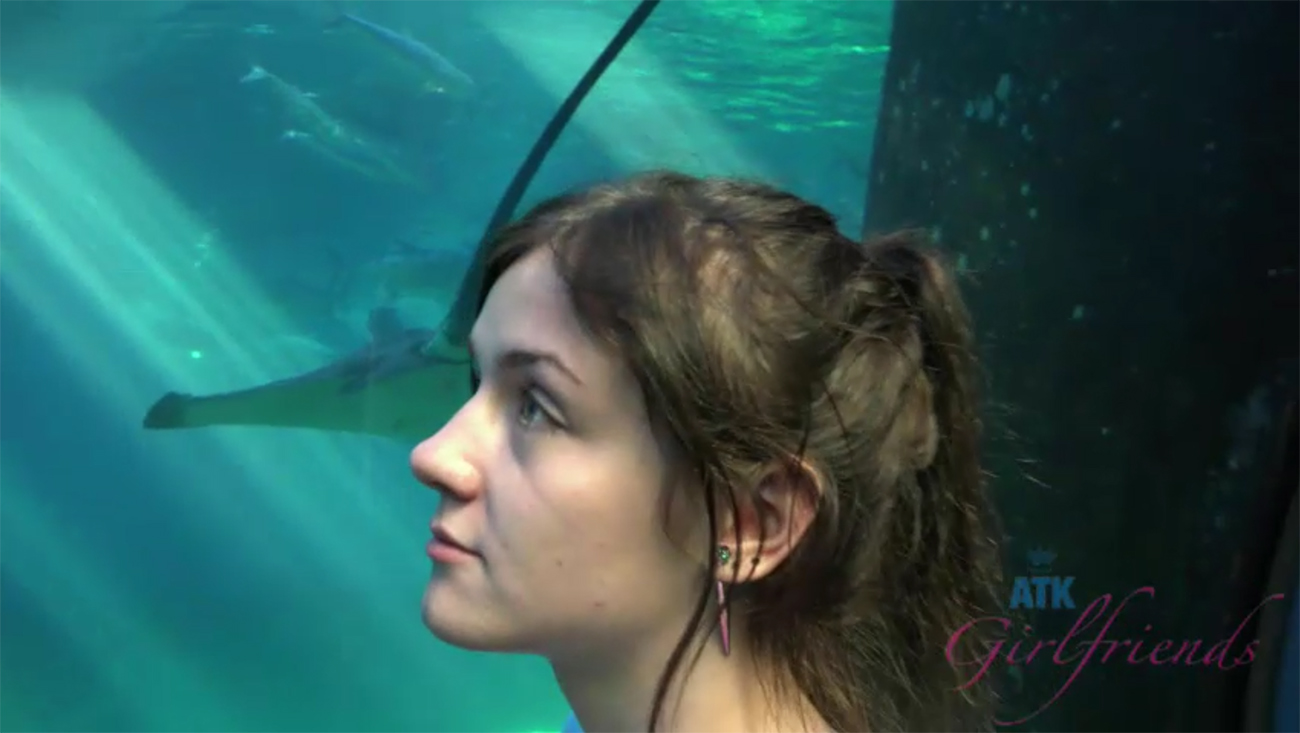 Rosalyn Checks Out the Aquarium, and Does Some Snorkeling.