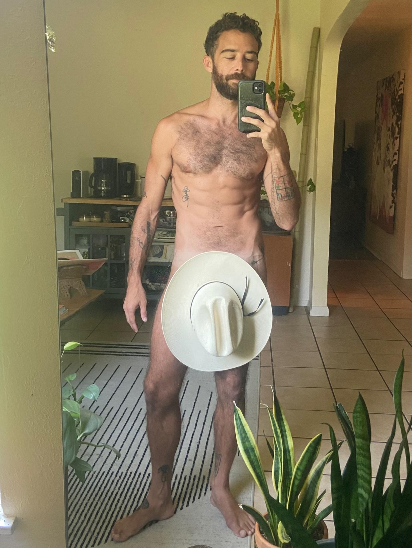 Photo HD Micah Pines - 1