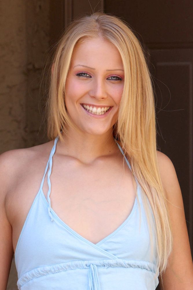 Photo HD Kelli Stone - 3